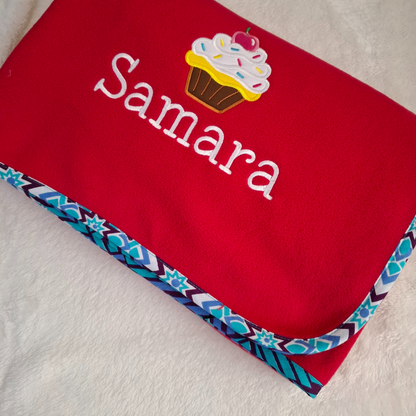 KDL Border Fleece Blankie Samara Cupcake
