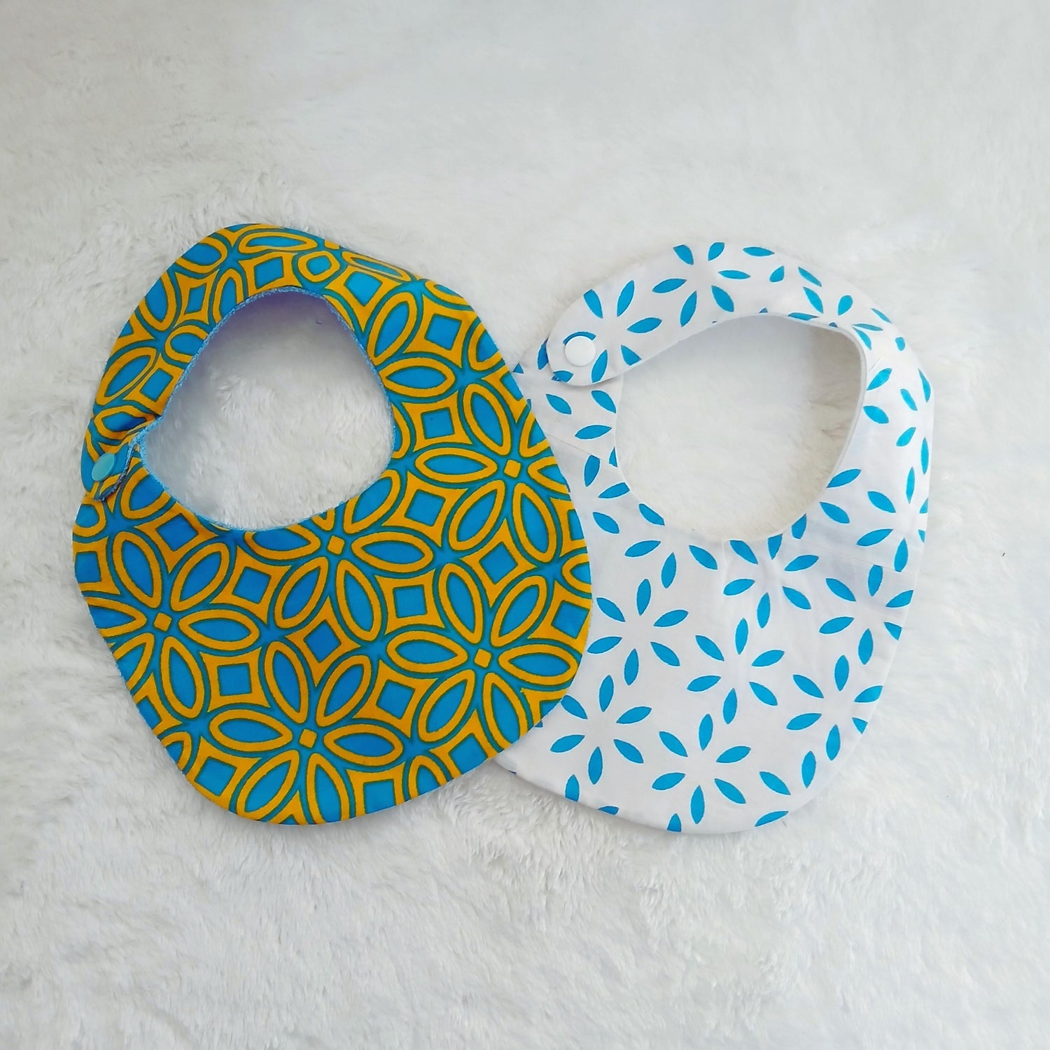 Ready_to_Gift_Khanga_Love_Bibs_Set_Kasa