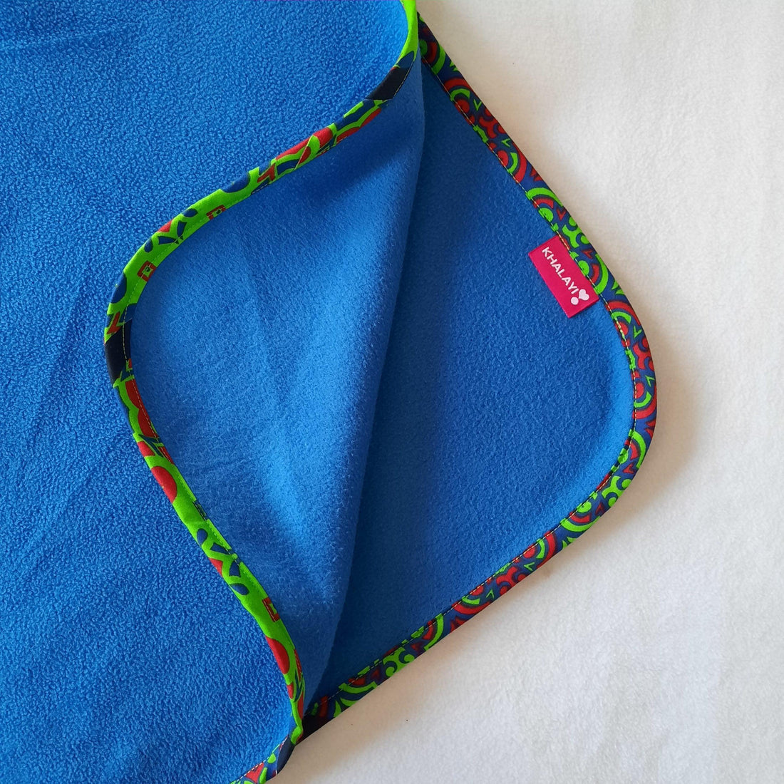 Kerubo Border Fleece Blanket