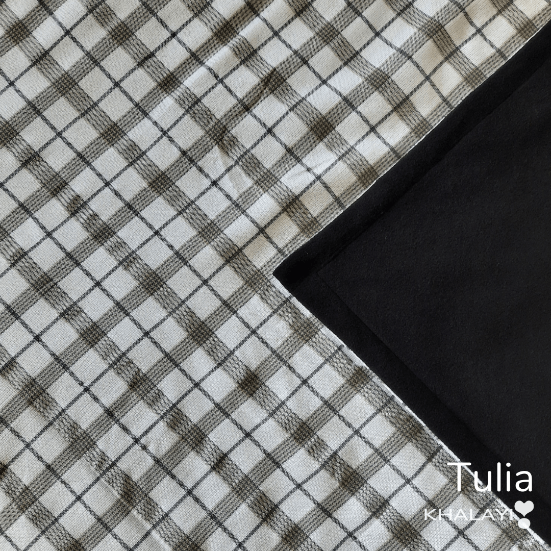 Tulia Maasai Fleece Blanket